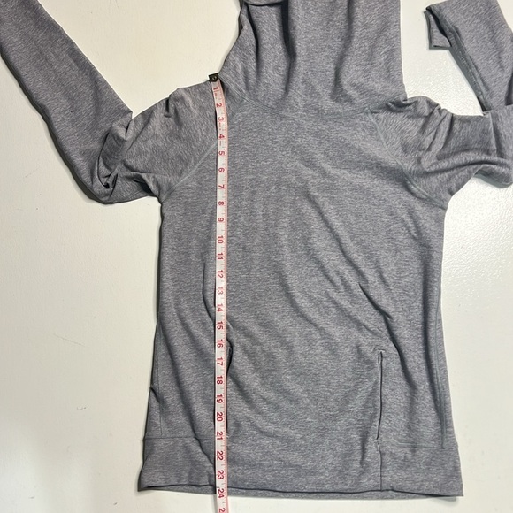 Lululemon Make A Move Long Sleeve in Heathered Battleship - Picture 9 of 10